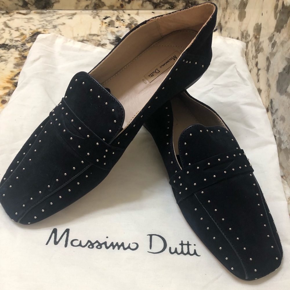 Massimo Dutti navy loafers😍😍